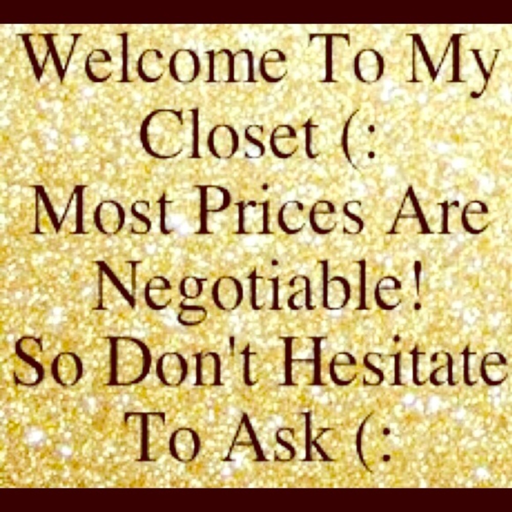 Hi I’m monsterclout Welcome To My Closet 🤗